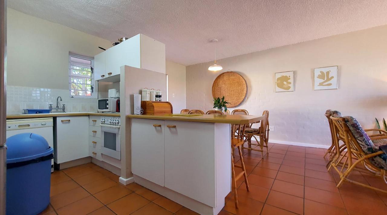Escape To Paradise: Beachside Apartment Jeffreysbugten Eksteriør billede